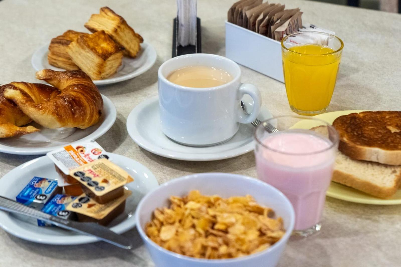 Hotel Belgrano San Luis Kültér fotó
